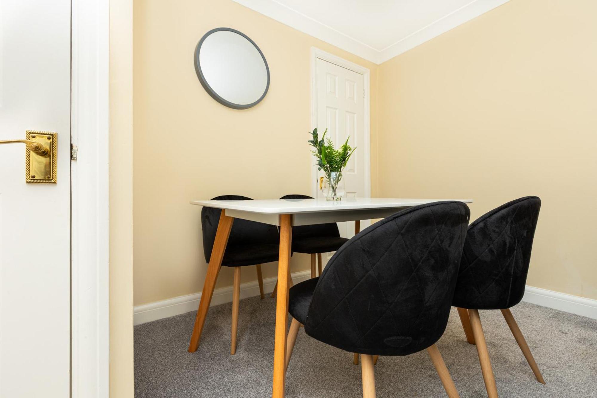Charming 1Br Flat, Canning Town, Excel, City Hall ロンドン エクステリア 写真