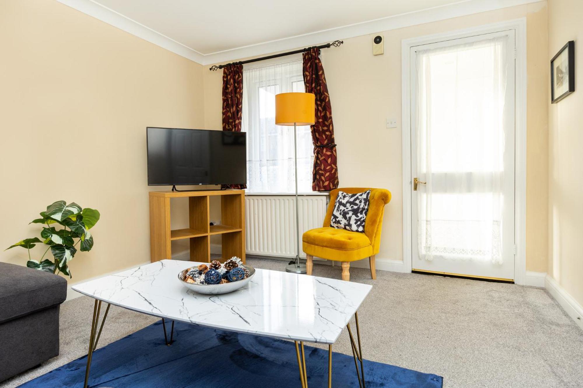 Charming 1Br Flat, Canning Town, Excel, City Hall ロンドン エクステリア 写真